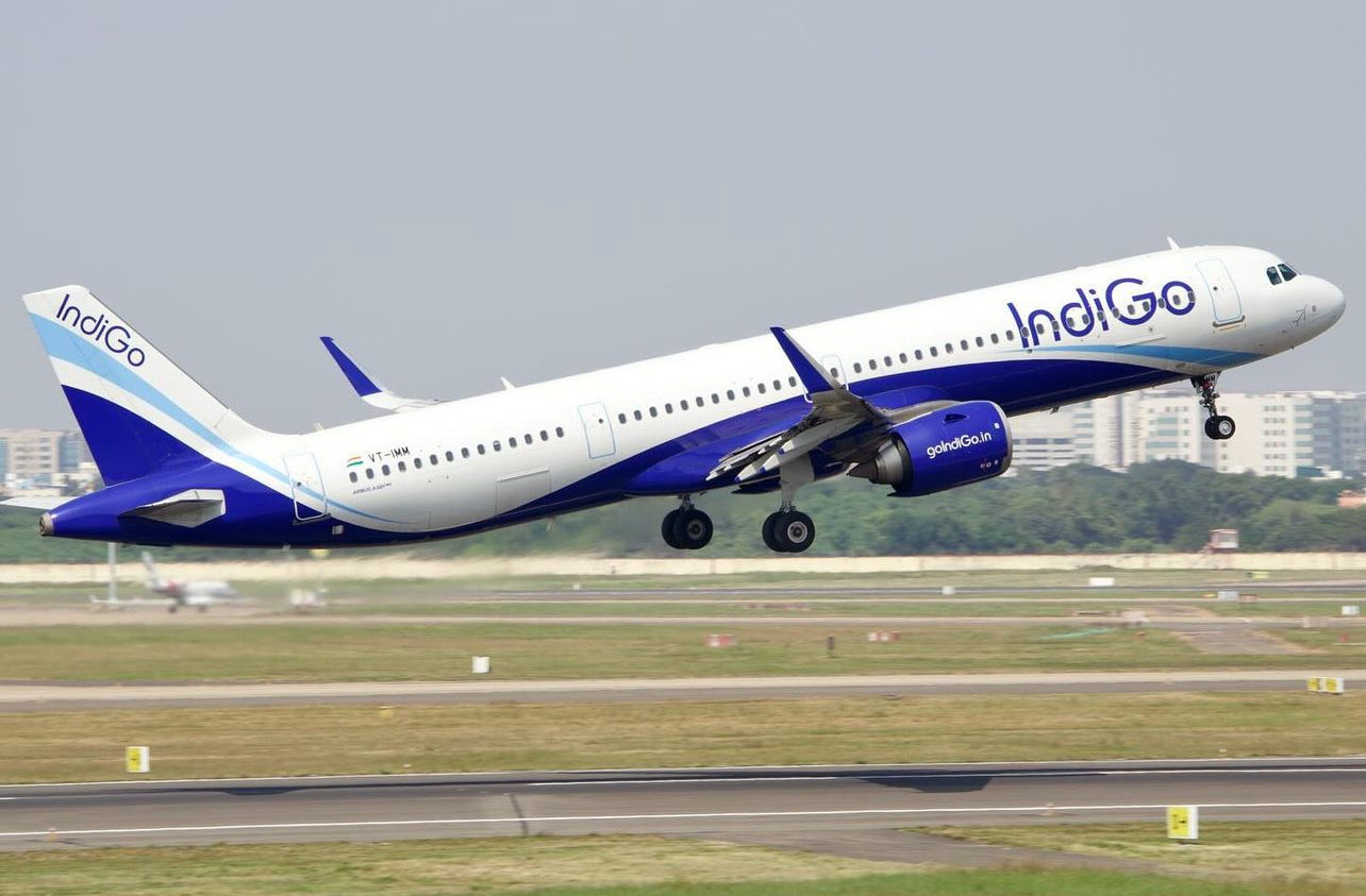 In the Skies of Emotion: IndiGo’s Unforeseen Delay Unveils Compassion Amidst Crisis