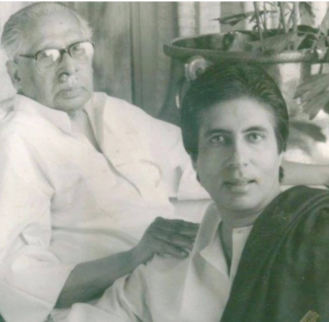 Amitabh Bachchan’s Poignant Tribute on His Father Harivansh Rai Bachchan’s Memorial Day