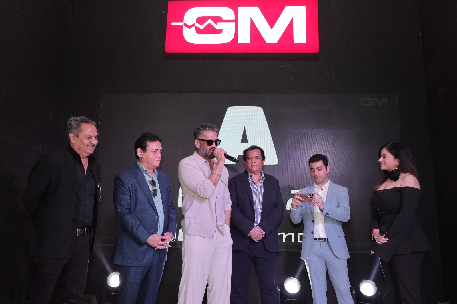 Suniel Shetty Graces GM Modular Stall at Acetech