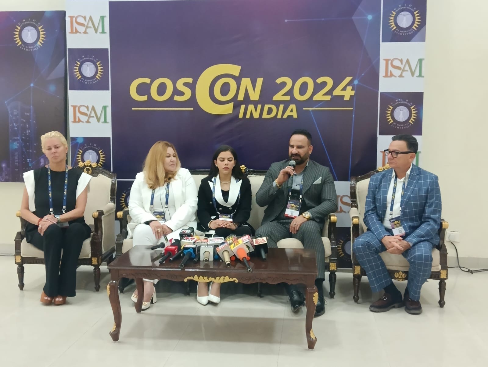 COSCON 2024, led by The Indian Society of Aesthetic Medicine President Dr. Ajay Rana unveils global speakership panel